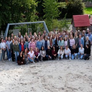 Jährliches Teamfoto an den Mitarbeitertagen.